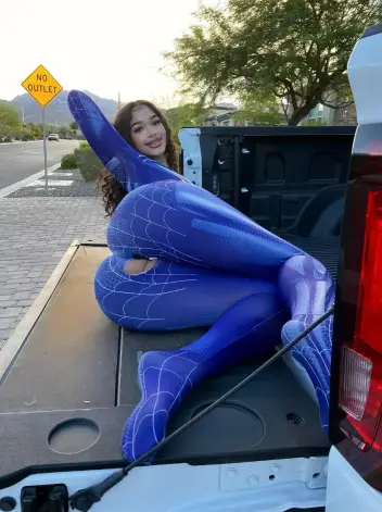 Lexi2Legit culote cosplay spider-girl (fotos)